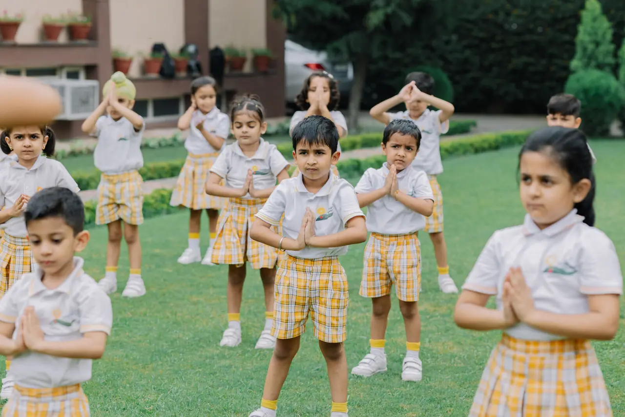 Children together on the lawn